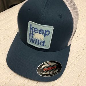 Columbia “Keep It Wild” Hat